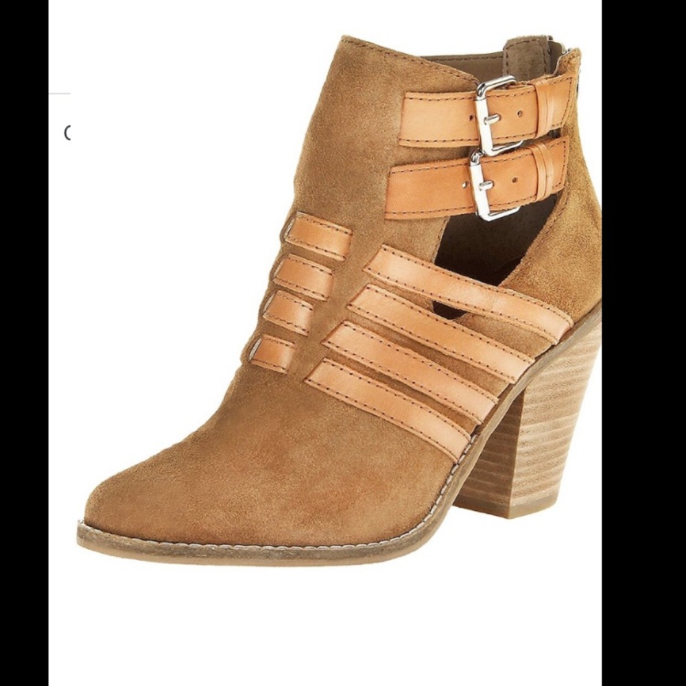 Dolce Vita Caitlynn Booties